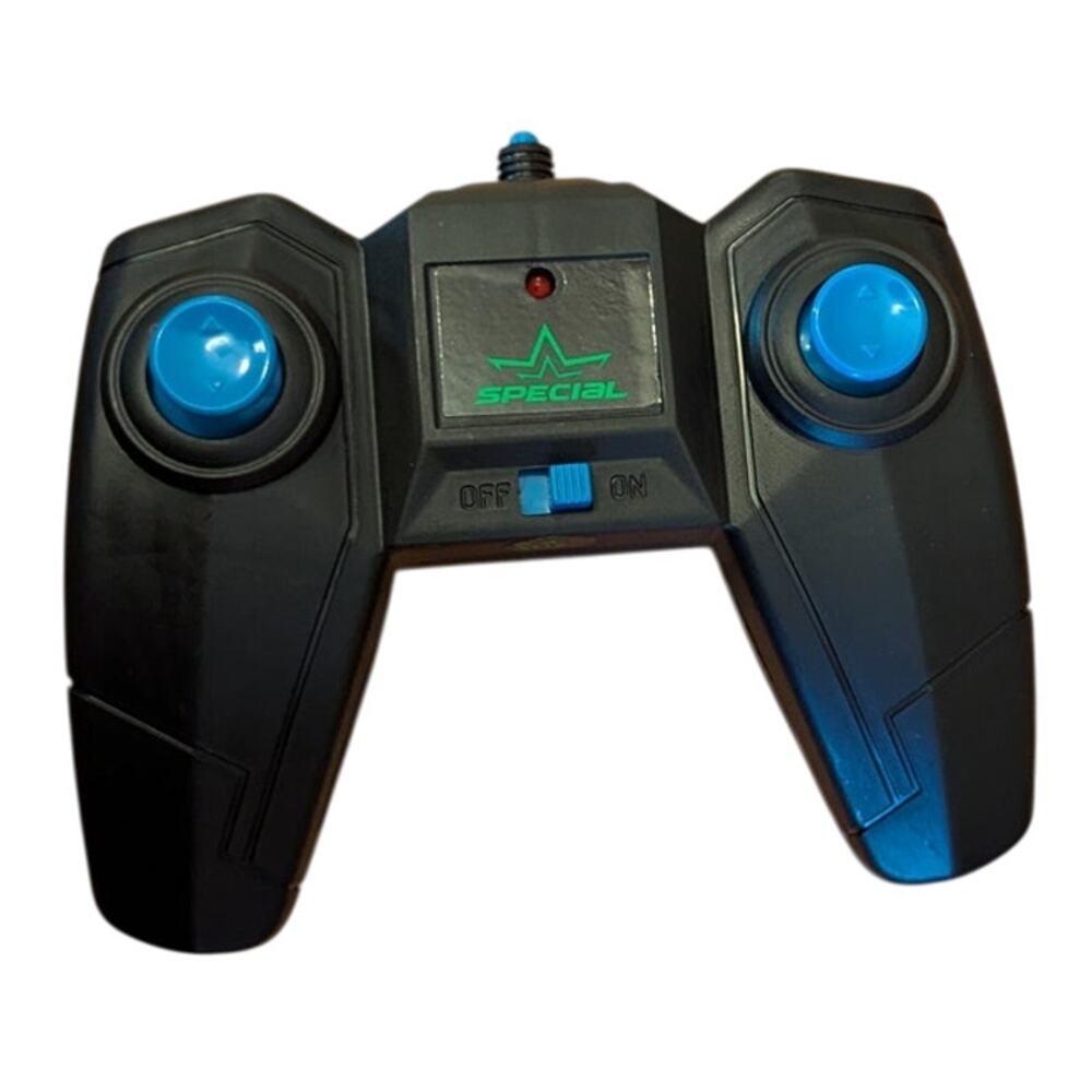 Special Toy Car 2.4 GHz Remote Control Black Blue Green